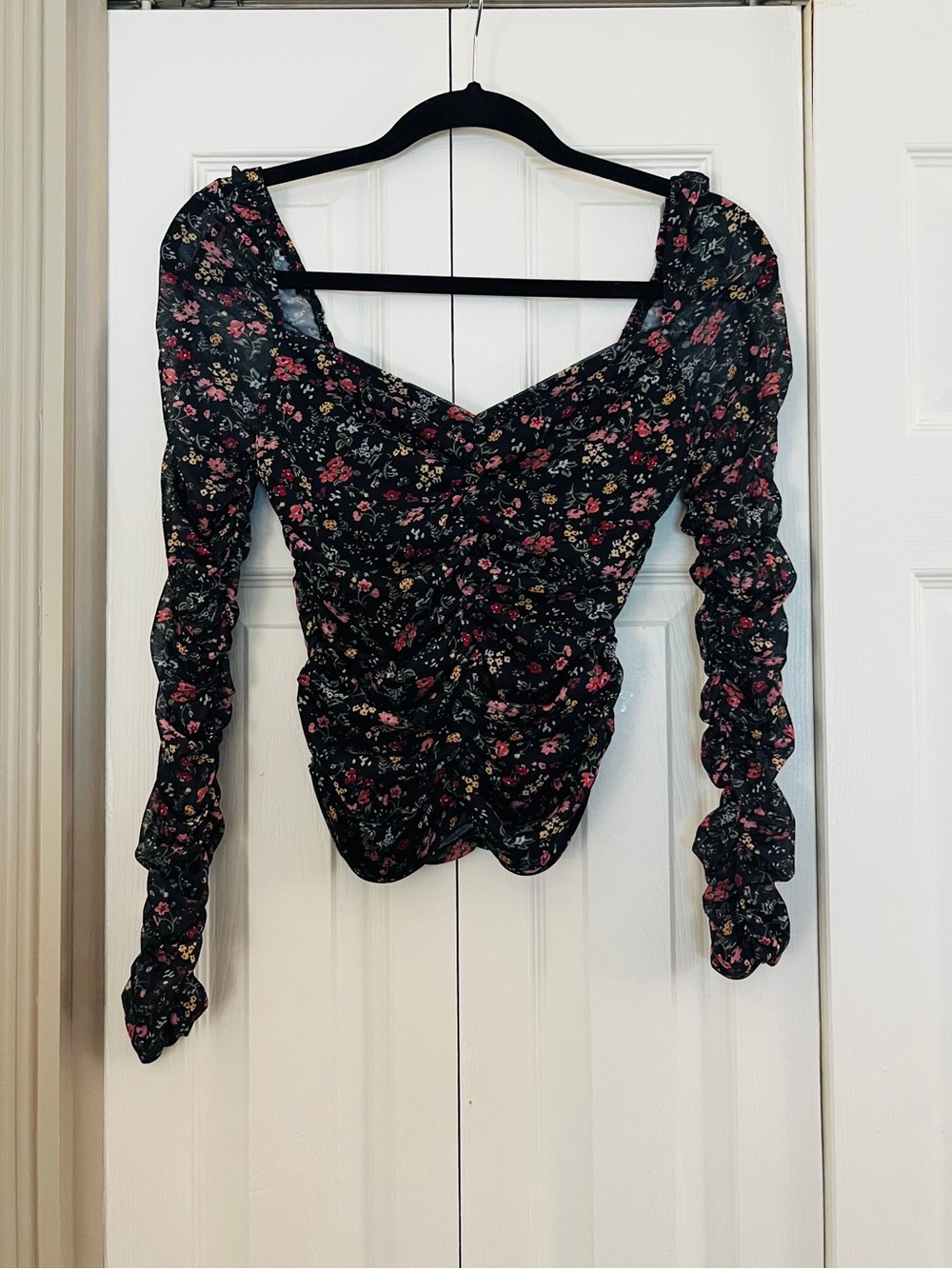 Floral Ruched Long-Sleeve Top - Black with Pink Floral